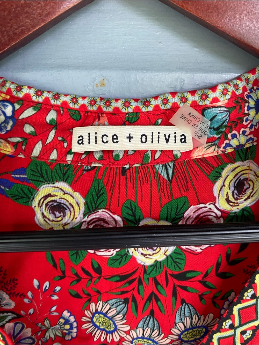 Alice + Olivia Randa Mix Floral Trumpet Sleeve Blouse Small - Picture 4 of 7
